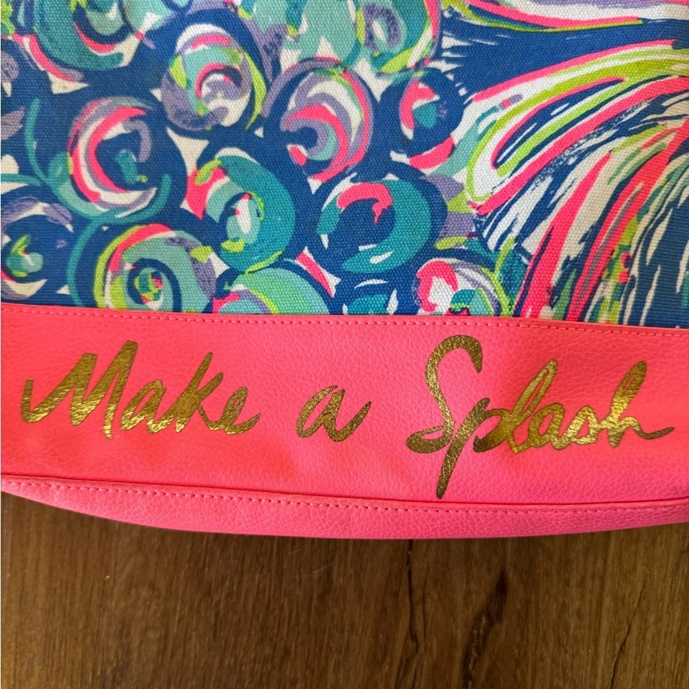 Lilly Pulitzer Make A Splash Waterproof Zip Up Beach Pouch Cosmetic Case